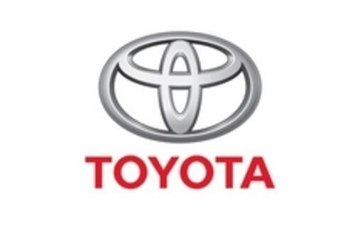 Toyota Camry и Toyota Prado в рассрочку