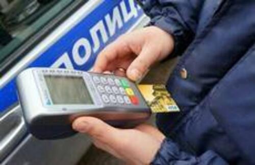 Казахстанских полицейских снабдили POS-терминалами