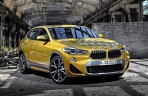 BMW представила серийный кроссовер X2