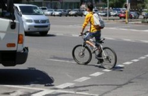 В Казахстане изменились правила дорожного движения