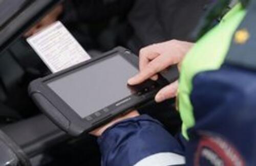 Алматинские полицейские начнут выписывать штрафы онлайн