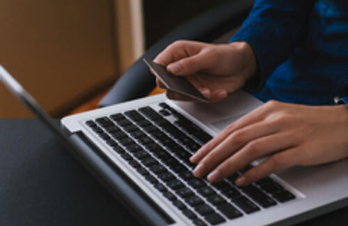 Регистрировать авто онлайн можно будет с 1 января