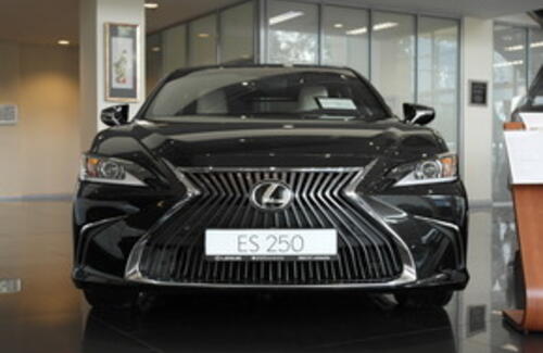 Абсолютно новый Lexus ES уже в Алматы