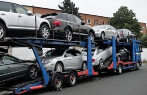 В Казахстане снижены таможенные пошлины на ввоз автомобилей