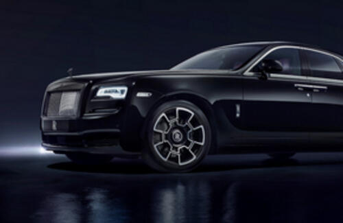 Составлен список самых популярных автомобилей класса Lux в Казахстане