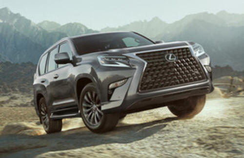 Lexus показала рестайлинговый внедорожник GX 