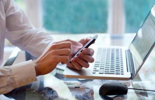 Казахстанцев начнут предупреждать о просрочке водительских прав