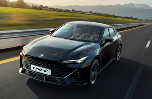 UNI-V - уникальный лифтбек от Changan уже в продаже