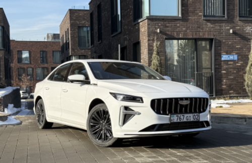 Geely Galaxy Preface: бизнес-седан без показной строгости